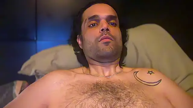 icebergslim281 Show in webcam