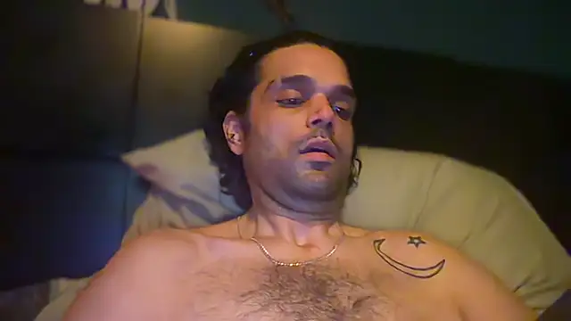 icebergslim281 Show in webcam