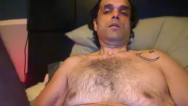 icebergslim281 Show in webcam