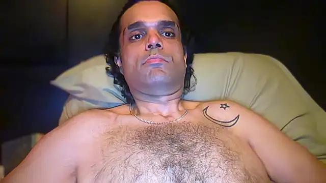 icebergslim281 Show in webcam