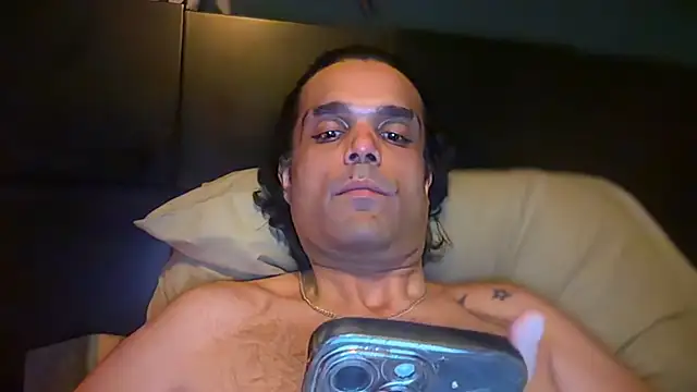 icebergslim281 Show in webcam