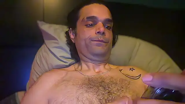 icebergslim281 Show in webcam