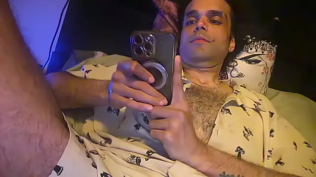 icebergslim281 Show in webcam