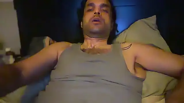 icebergslim281 Show in webcam