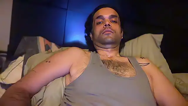 icebergslim281 Show in webcam