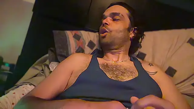 icebergslim281 Show in webcam