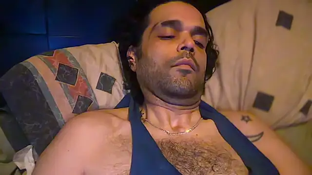 icebergslim281 Show in webcam