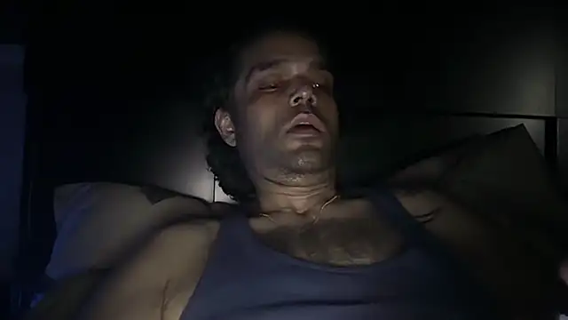 icebergslim281: διαδικτυακό σόου στην κάμερα