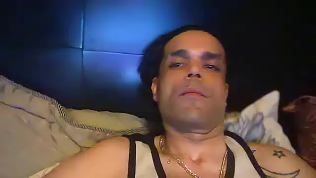 Show modela icebergslim281 na web-kameri