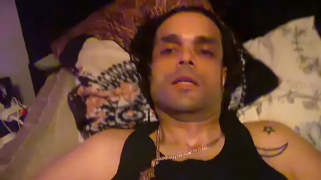 icebergslim281 Show in webcam