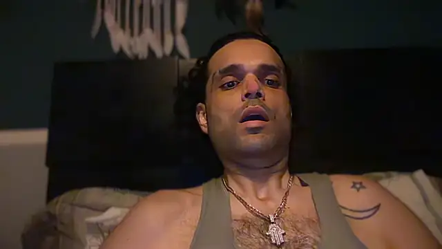 icebergslim281: διαδικτυακό σόου στην κάμερα