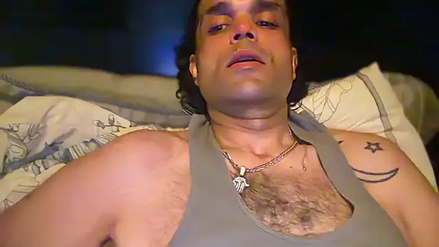 icebergslim281: διαδικτυακό σόου στην κάμερα