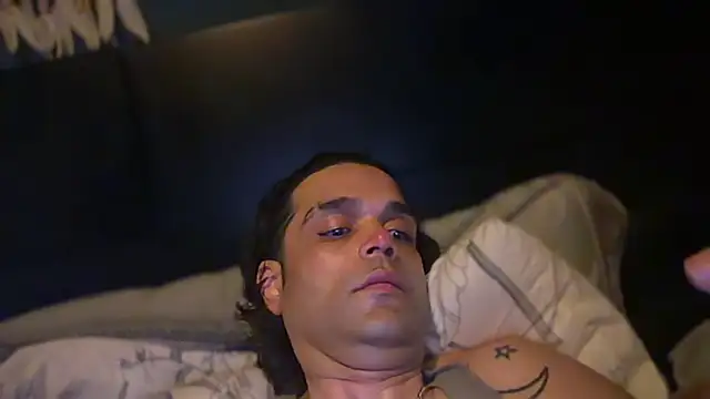 icebergslim281 Show in webcam