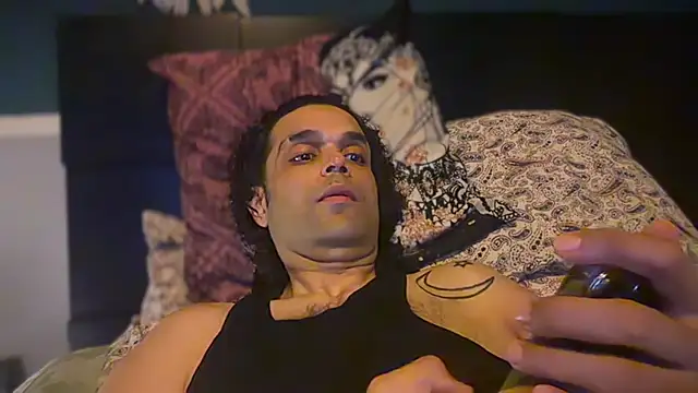 icebergslim281: διαδικτυακό σόου στην κάμερα