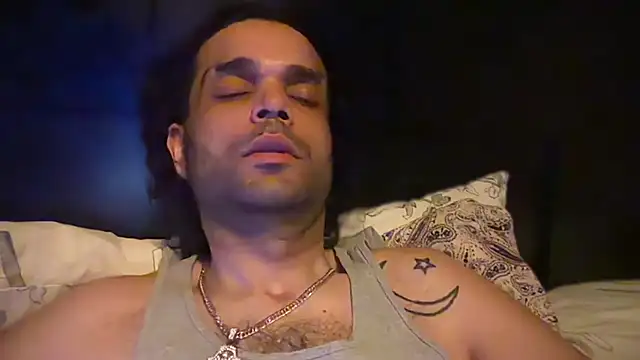 הופעת וובקאם של icebergslim281