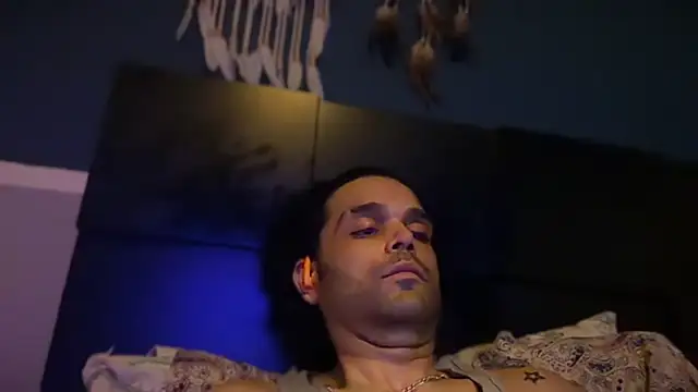 icebergslim281 Show in webcam