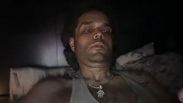 icebergslim281: διαδικτυακό σόου στην κάμερα