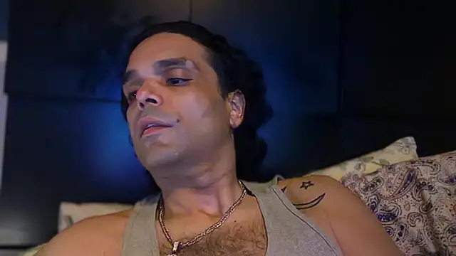 icebergslim281 Show in webcam