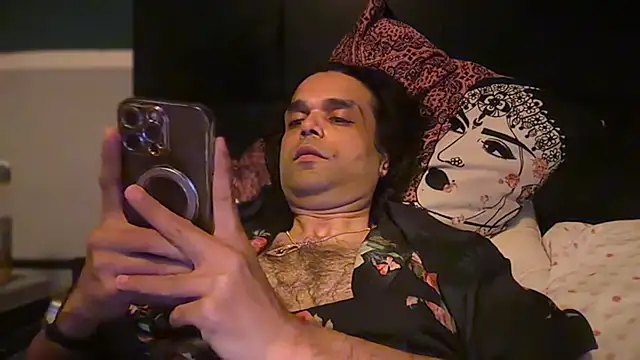 icebergslim281 Show in webcam