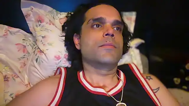 icebergslim281: διαδικτυακό σόου στην κάμερα
