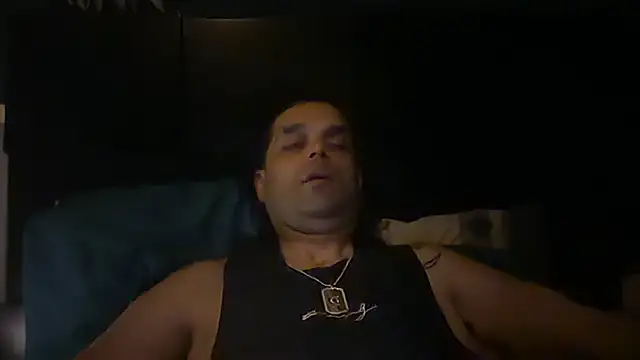 icebergslim281 Show in webcam
