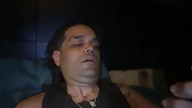 icebergslim281: διαδικτυακό σόου στην κάμερα