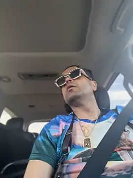 icebergslim281 Шоу с уебкамера