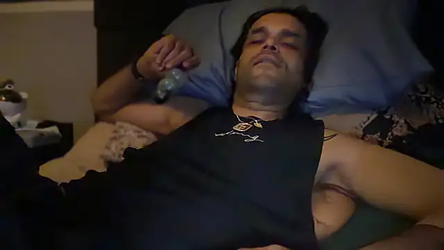 icebergslim281 Шоу с уебкамера