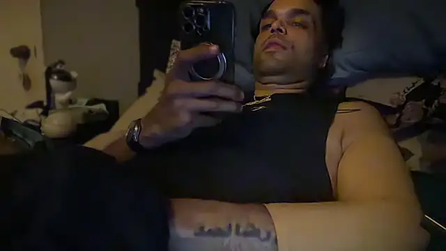 icebergslim281 Show Webcam