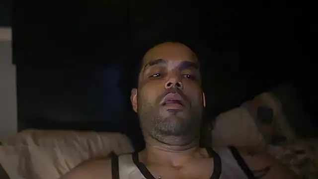 icebergslim281 Show in webcam