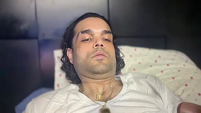 icebergslim281 Show in webcam