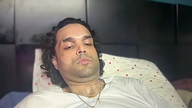 icebergslim281: διαδικτυακό σόου στην κάμερα