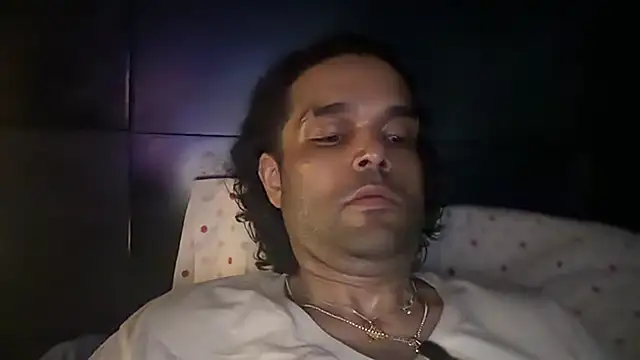 icebergslim281: διαδικτυακό σόου στην κάμερα