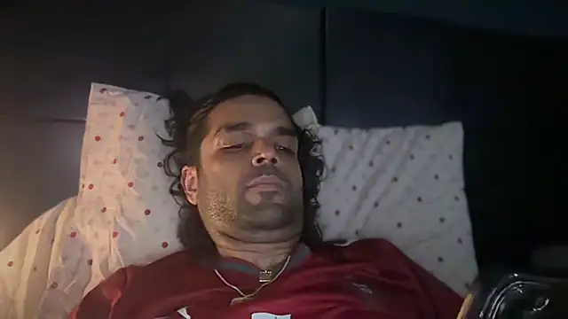 icebergslim281: διαδικτυακό σόου στην κάμερα