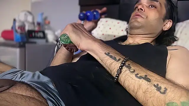 icebergslim281: διαδικτυακό σόου στην κάμερα