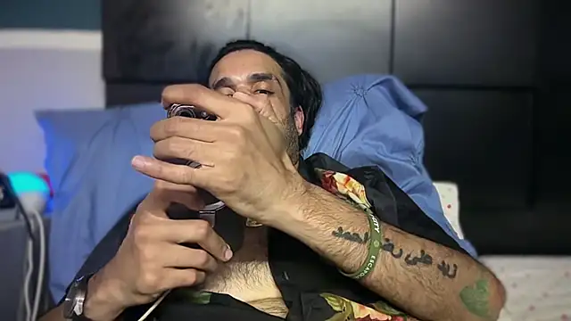 icebergslim281 Show in webcam