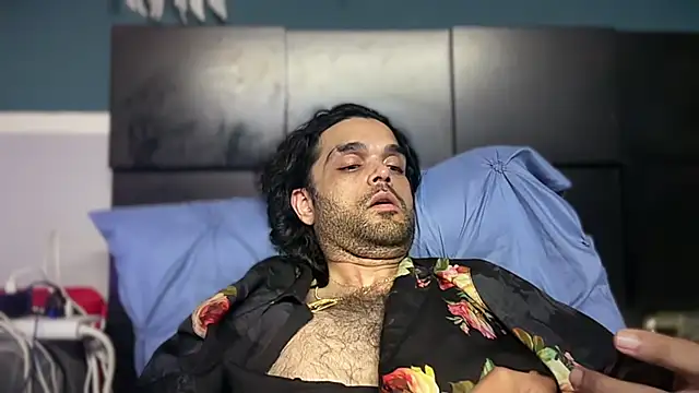 icebergslim281: διαδικτυακό σόου στην κάμερα