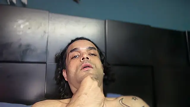 icebergslim281 Webcam Show