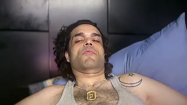 Show de icebergslim281 na webcam