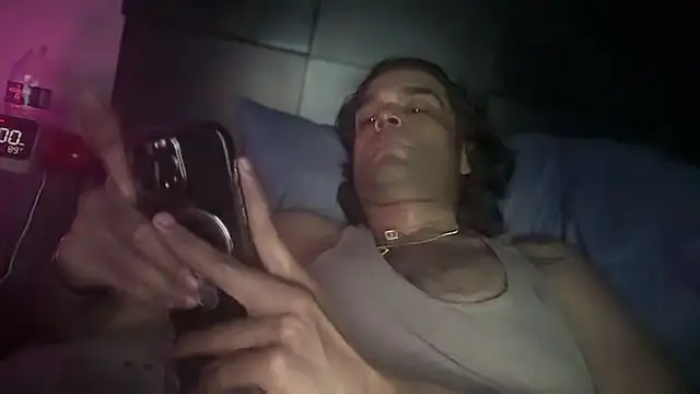 הופעת וובקאם של icebergslim281
