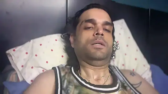 הופעת וובקאם של icebergslim281