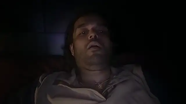icebergslim281: διαδικτυακό σόου στην κάμερα