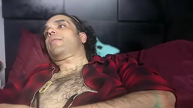 icebergslim281: διαδικτυακό σόου στην κάμερα