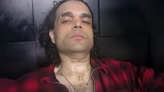 icebergslim281 Show in webcam