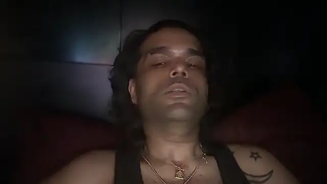 icebergslim281 Show in webcam