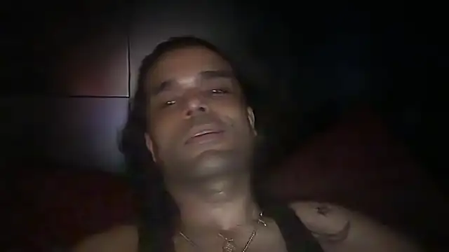 icebergslim281: διαδικτυακό σόου στην κάμερα