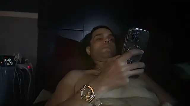 icebergslim281 Show Webcam