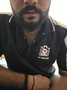 King_23045 Show in webcam