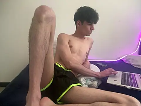 Zlestkarr's Webcam Show