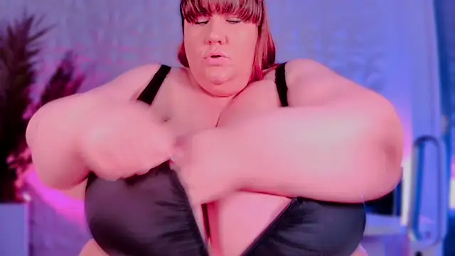 BiggyMelonn Webbikameraesitys